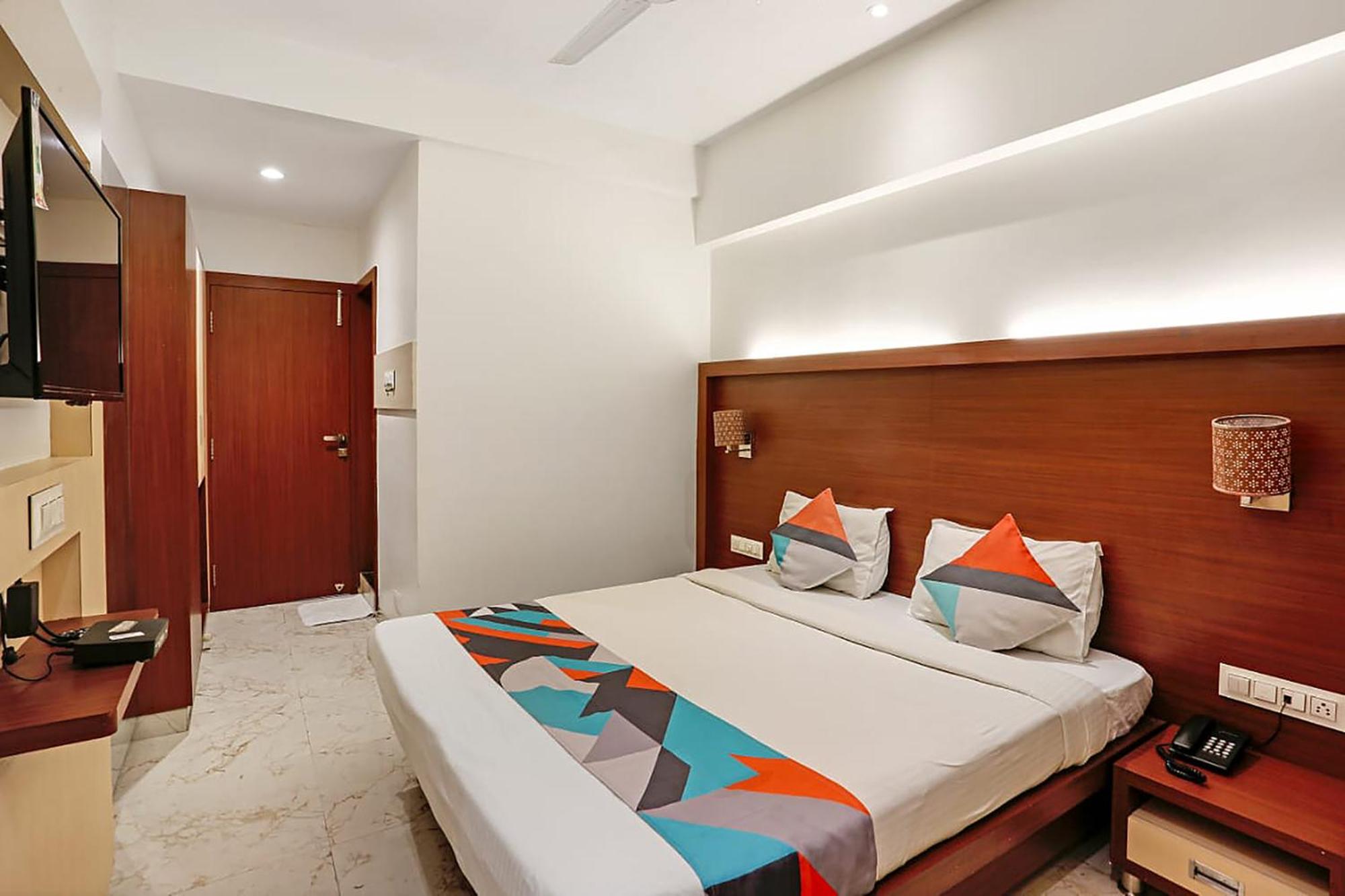 Fabhotel Spring Inn - Nr Borivali Station Malad Exterior photo